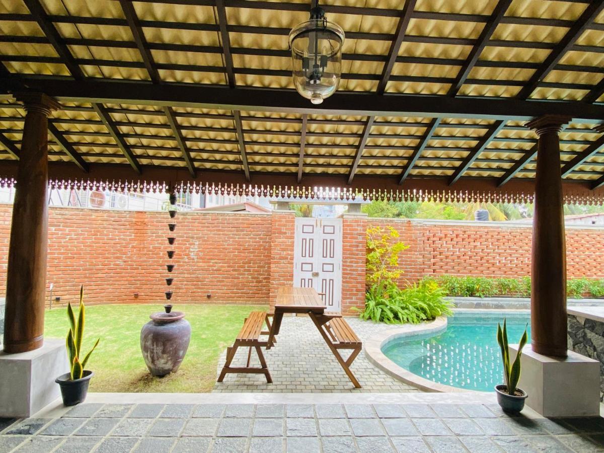 Thaprobana Villa Tangalle - Private Villa Exterior photo