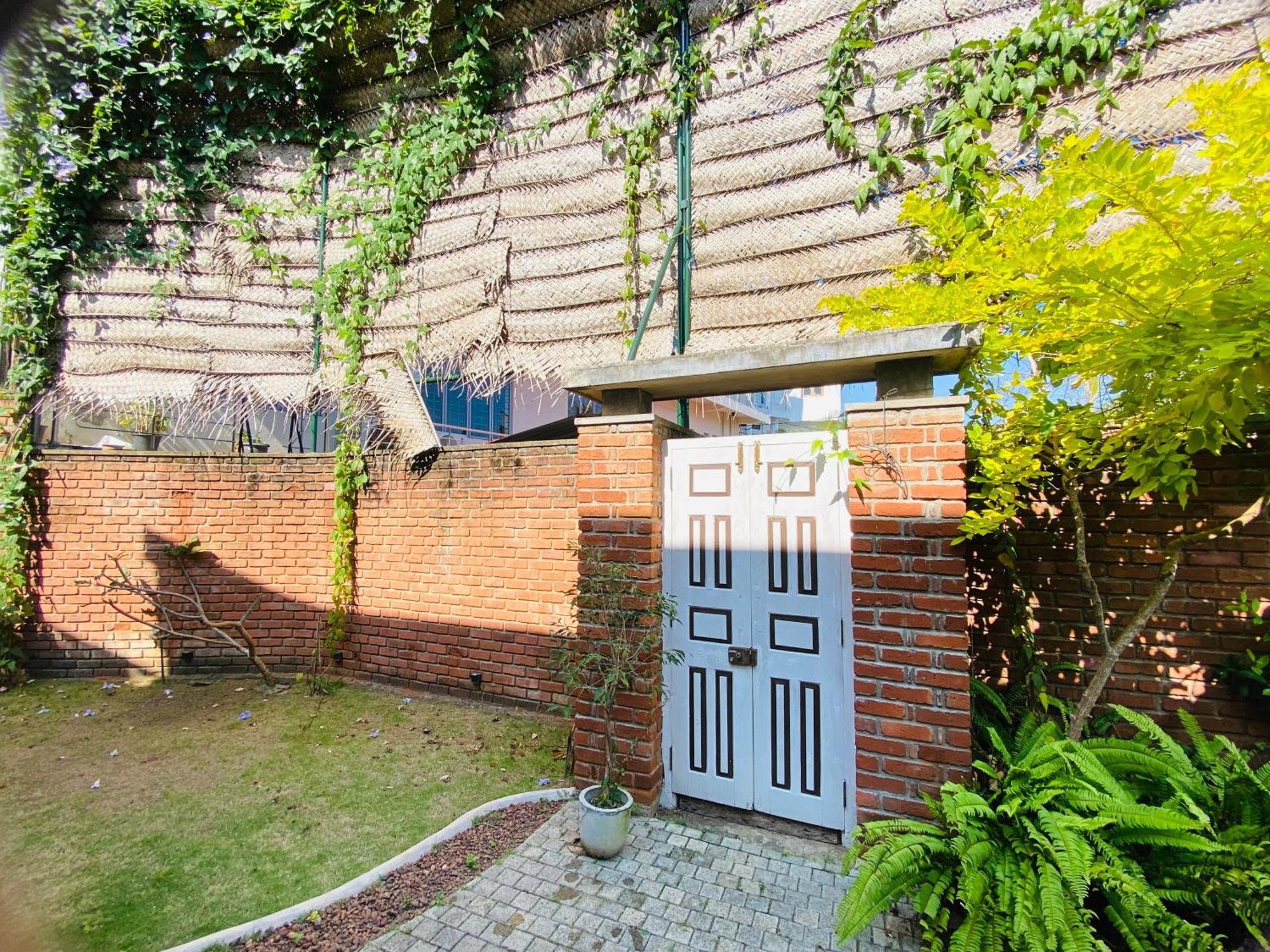 Thaprobana Villa Tangalle - Private Villa Exterior photo